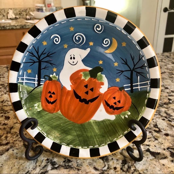 Halloween Decorative Plates 8.5” Set of 2 - Picture 3 of 5